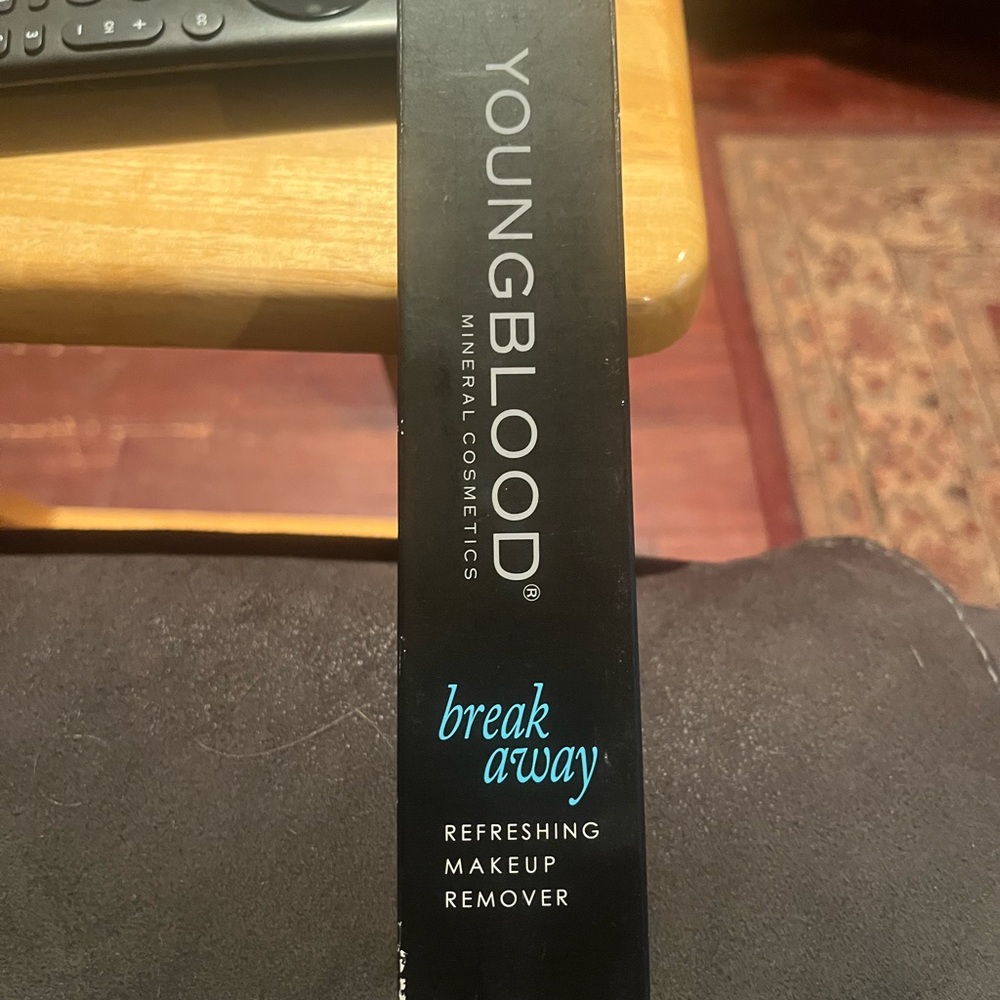 Youngblood Break Away Makeup Remover